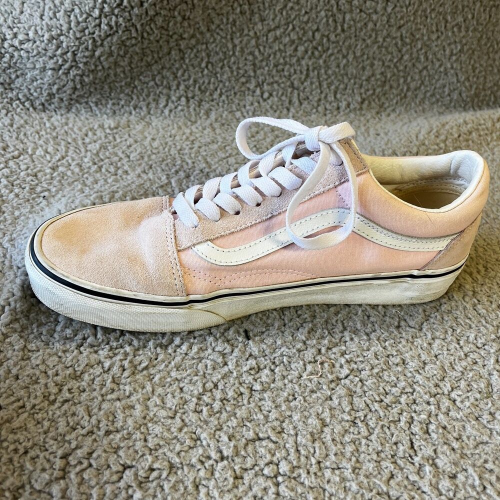 Vans Off the Wall Sneakers Womens‎ 9.5 Mens 8.0 Pink Suede Low Shoe